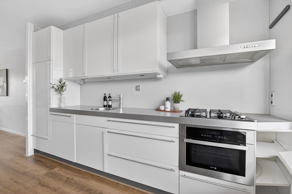 Medium property photo - Leuvenstraat 24, 1066 HC Amsterdam